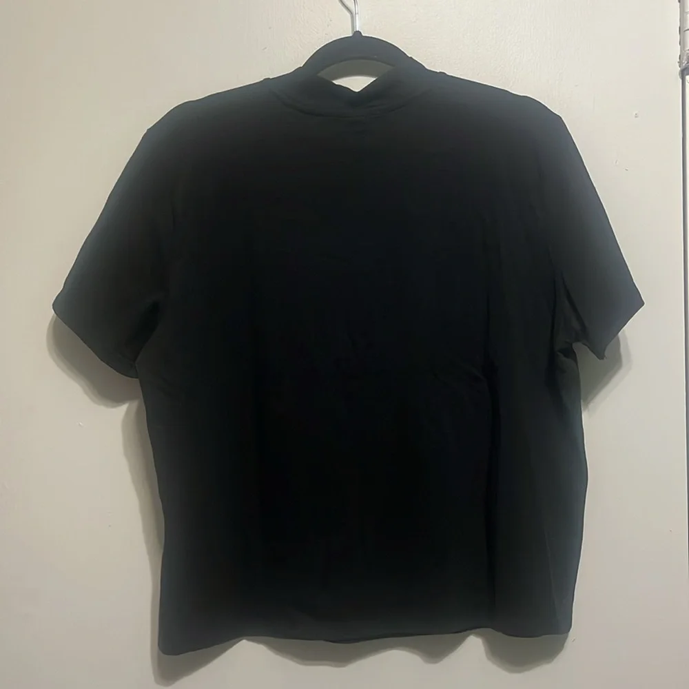 NWOT Hot Topic Social Collision Jack-O-Lantern Cut Out Cropped Tee - Picture 3 of 3